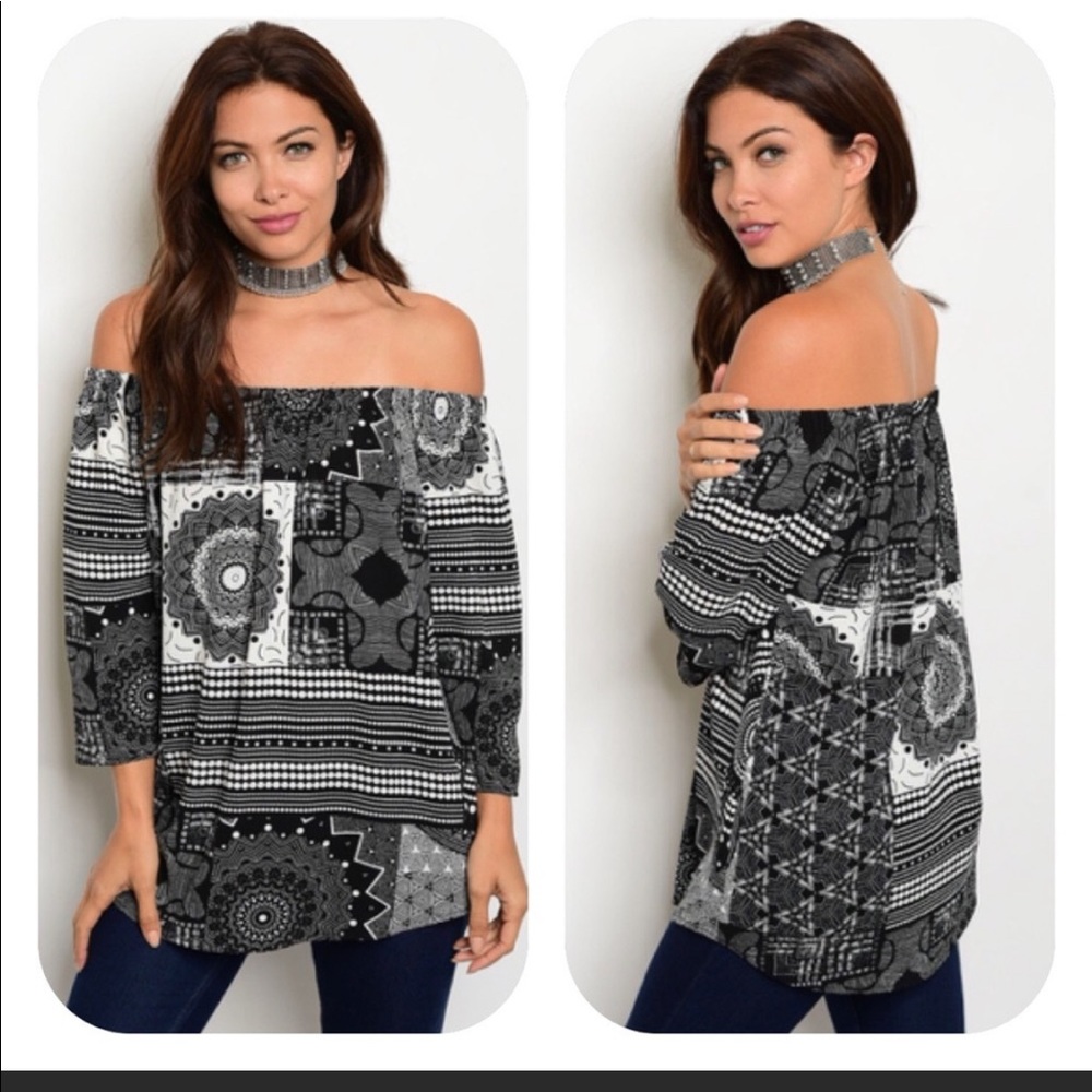Reneec Woman's Top- Size Medium
Part of 5 of $40